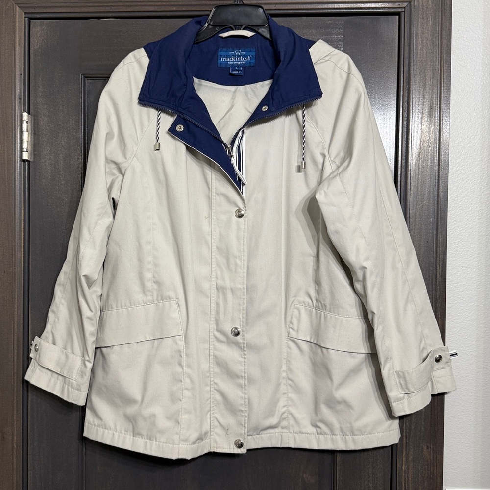 Mackintosh ladies khaki‎ navy jacket L